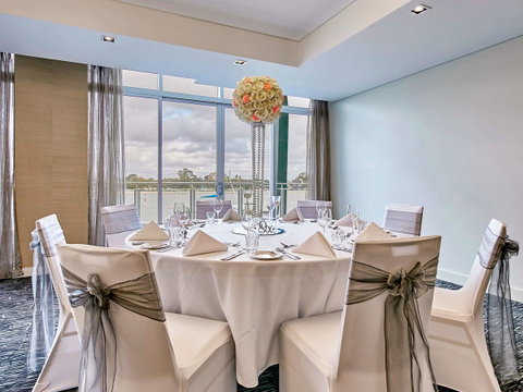 The Sebel Mandurah - Holiday Cairns 22