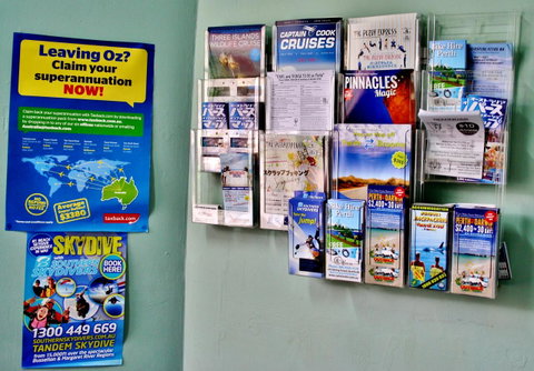 The Hive Hostel - Traveler Friendly, Passport Only - Holiday Cairns 7