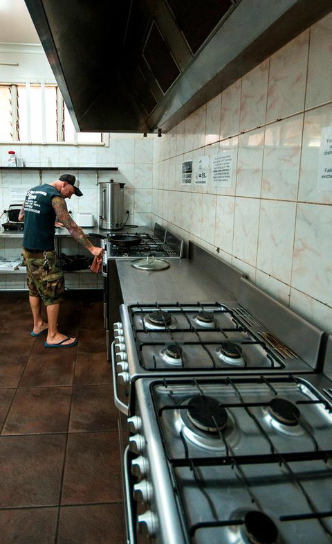 The Hive Hostel - Traveler Friendly, Passport Only - Holiday Cairns 11