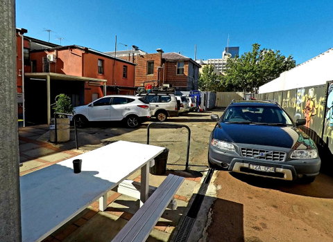 The Hive Hostel - Traveler Friendly, Passport Only - Holiday Cairns 26