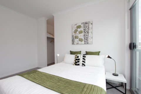188 Apartments - Holiday Cairns 16