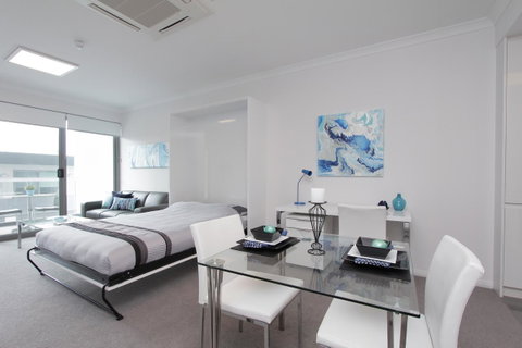 188 Apartments - Holiday Cairns 41