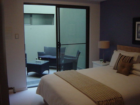 188 Apartments - Holiday Cairns 1