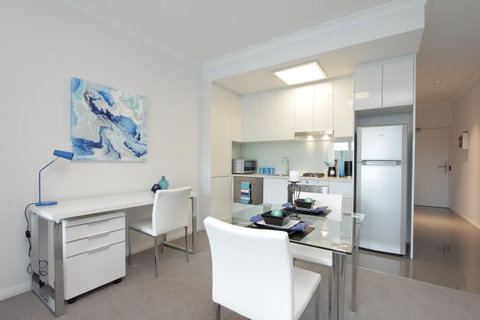 188 Apartments - Holiday Cairns 32