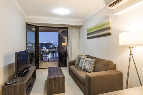 Dolphin Quay Apartments - Holiday Cairns 20