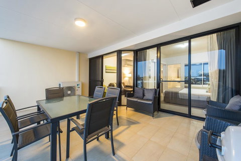 Dolphin Quay Apartments - Holiday Cairns 38