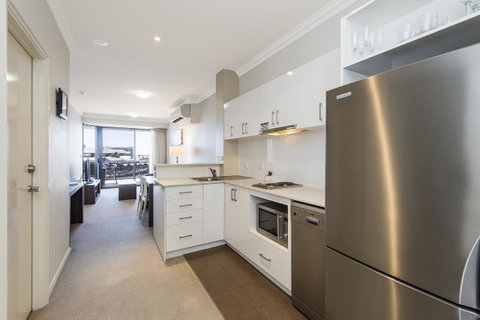 Dolphin Quay Apartments - Holiday Cairns 34