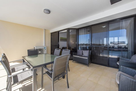 Dolphin Quay Apartments - Holiday Cairns 26