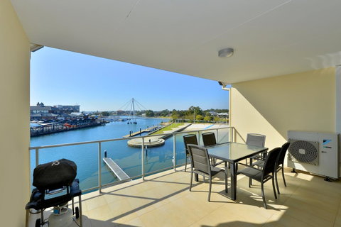 Dolphin Quay Apartments - Holiday Cairns 5
