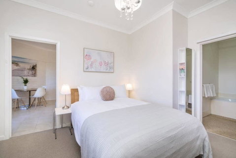 Light Bright, Quality River Views! Free Parking - Holiday Cairns 30