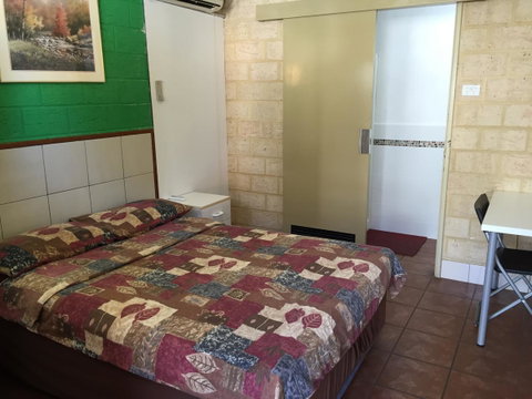 Hay Street Traveller\'s Inn - Holiday Cairns 17