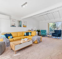 Applecross Village Residence - Holiday Cairns