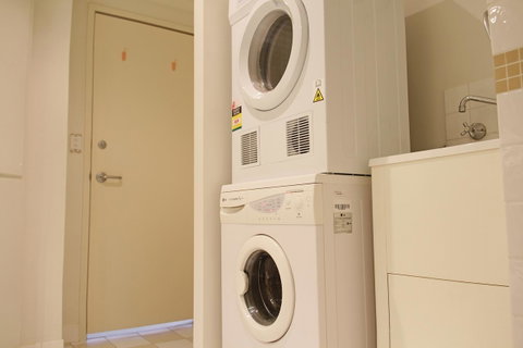 WESTEND CBD PERTH-ULTIMATE LOCATION - Holiday Cairns 21