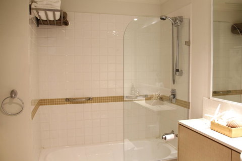 WESTEND CBD PERTH-ULTIMATE LOCATION - Holiday Cairns 19