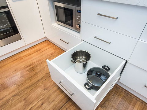 South Perth Deluxe Apartment - Holiday Cairns 30