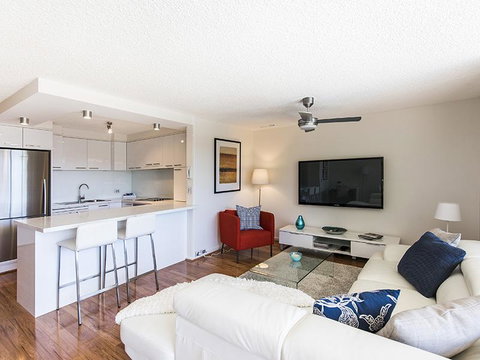 South Perth Deluxe Apartment - Holiday Cairns 32