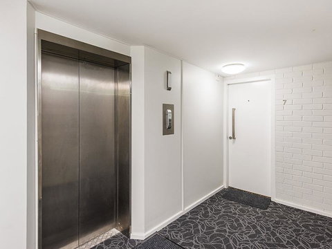 South Perth Deluxe Apartment - Holiday Cairns 44