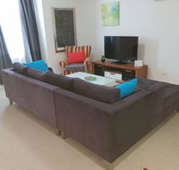 Superb 2 BR East Perth Riverside Apartment Location Comfort and Space 45 - Holiday Cairns