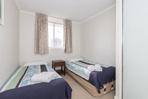 High Tor Apartment 135 - Holiday Cairns 17