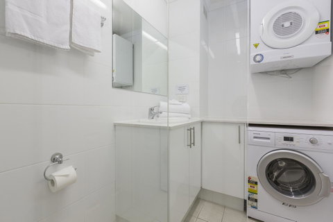 High Tor Apartment 135 - Holiday Cairns 18