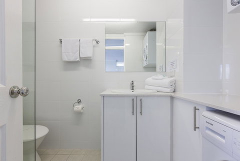 High Tor Apartment 135 - Holiday Cairns 19