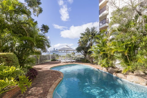 High Tor Apartment 135 - Holiday Cairns 1