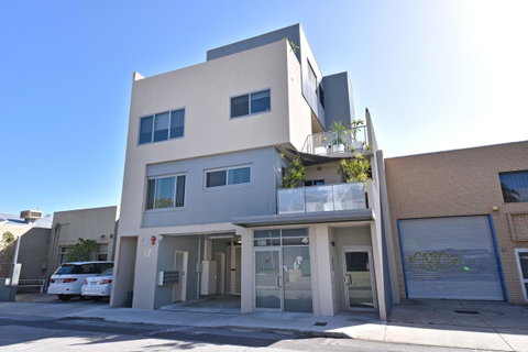 Short Stay Apartment In Perth City 1703 - Holiday Cairns 22
