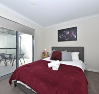 Short Stay Apartment in Perth City 1703 - Holiday Cairns