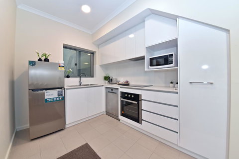 Short Stay Apartment In Perth City 1703 - Holiday Cairns 11