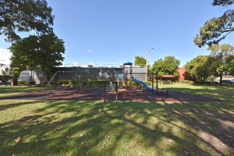 Short Stay Apartment In Perth City 1703 - Holiday Cairns 14