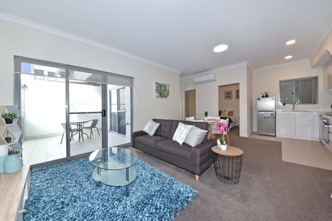 Short Stay Apartment In Perth City 1703 - Holiday Cairns 18