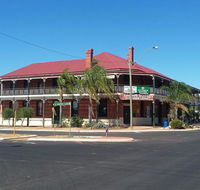 The Palace Hotel - Holiday Cairns