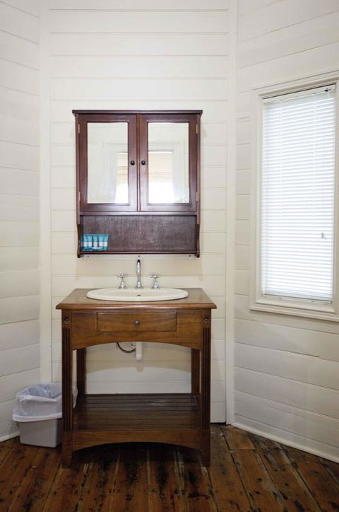 Hopetoun Motel & Chalet Village - Holiday Cairns 32