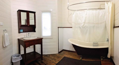 Hopetoun Motel & Chalet Village - Holiday Cairns 37