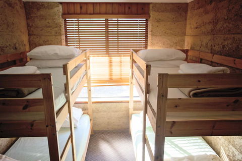 Hopetoun Motel & Chalet Village - Holiday Cairns 38
