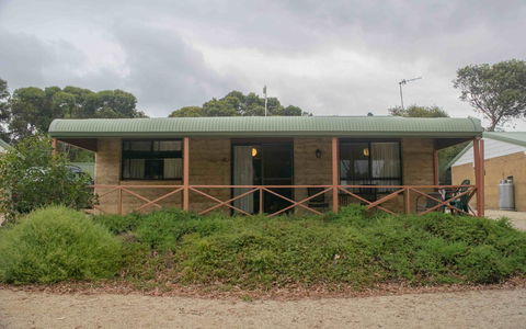 Hopetoun Motel & Chalet Village - Holiday Cairns 23