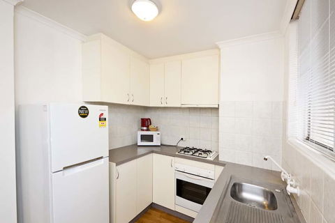 Cunningham Terrace 8 - Holiday Cairns 7