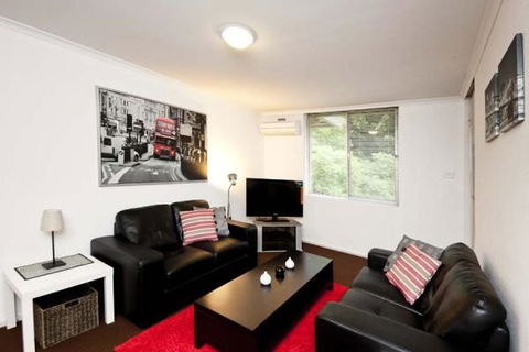 Cunningham Terrace 8 - Holiday Cairns 6