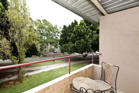 Cunningham Terrace 8 - Holiday Cairns 0
