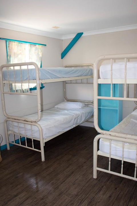 Esperance YHA - Holiday Cairns 7