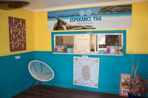 Esperance YHA - Holiday Cairns 2