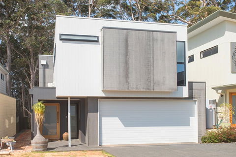 Tall Trees Margaret River - Holiday Cairns 7