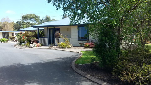 Strahan Retreat Holiday Park - Holiday Cairns 40