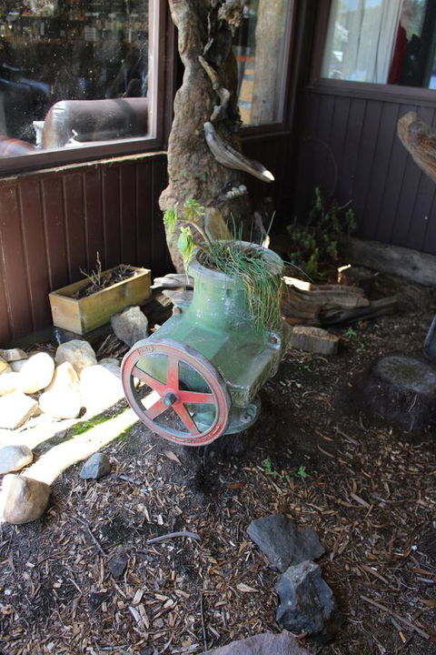 Tullah Lakeside Lodge - Holiday Cairns 26