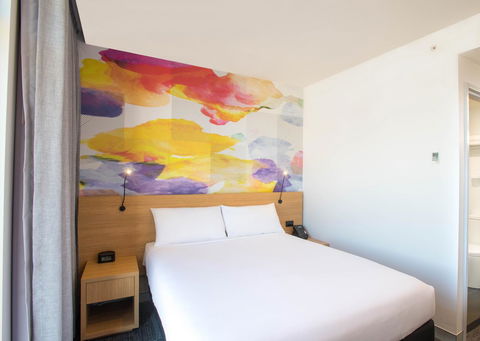 Ibis Styles Hobart - Holiday Cairns 24