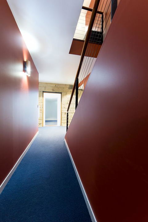 Customs House Hotel - Holiday Cairns 8