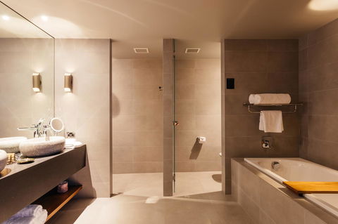 MACq 01 Hotel - Holiday Cairns 27