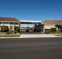 Barclay Motor Inn - Holiday Cairns