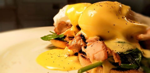 Rosevears Riverview Hotel - Holiday Cairns 1