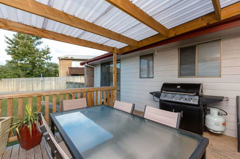Mirramar House - Holiday Cairns 5
